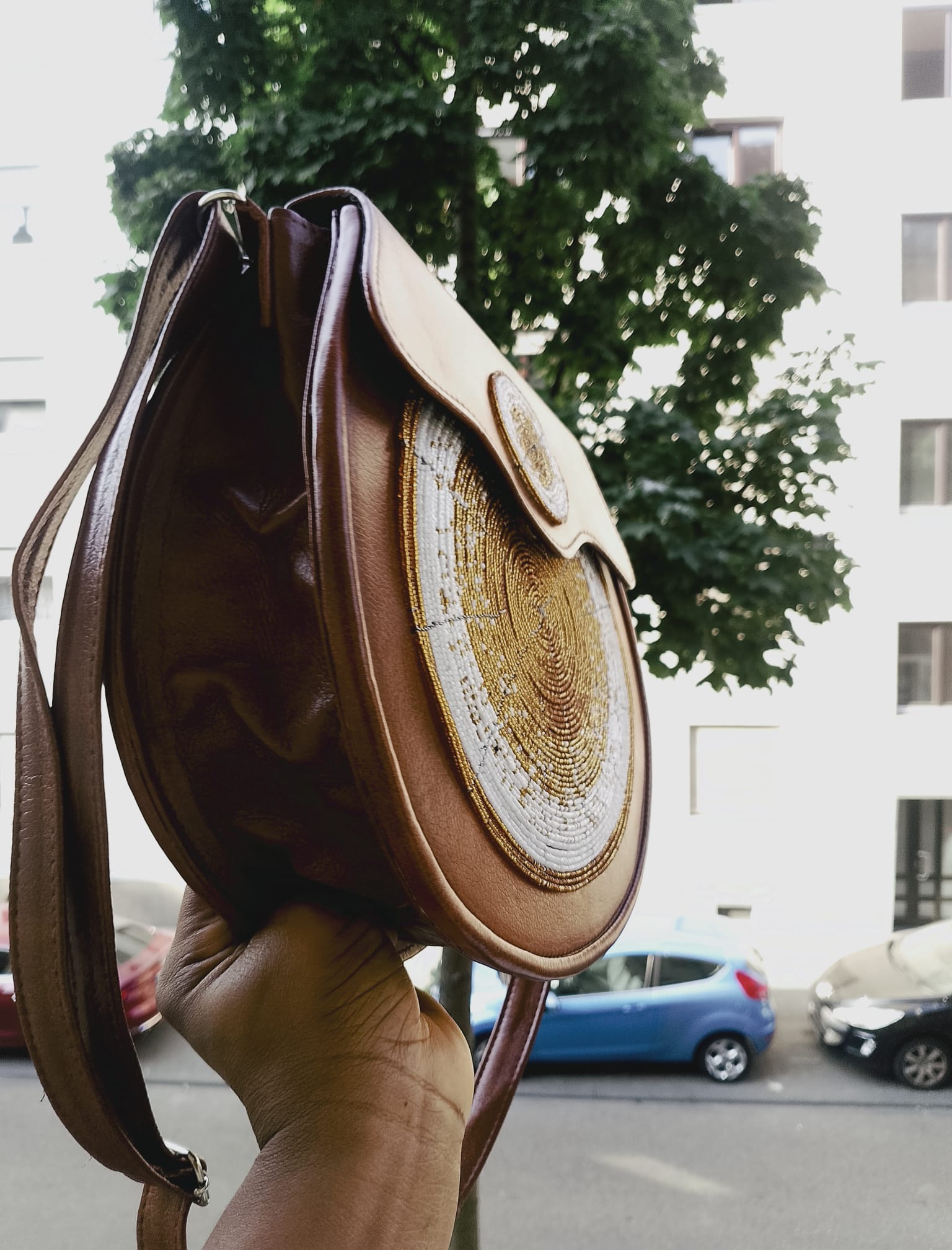 Bandoulière Minimaliste en Cuir Pleine Fleur