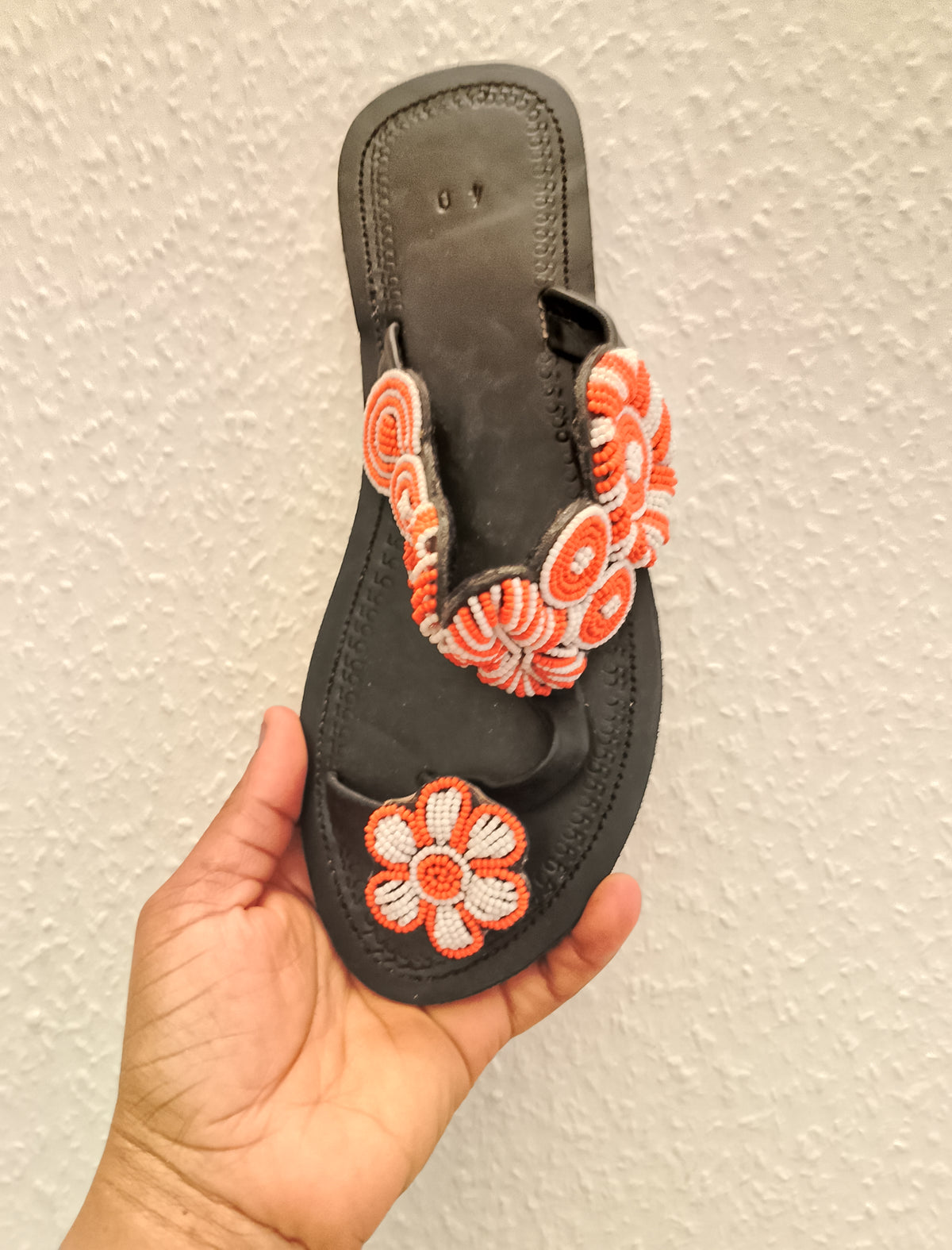 Sandale massai en cuir noir
